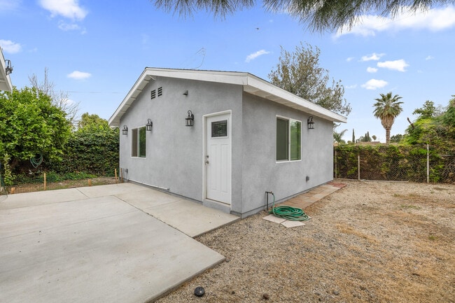 property at 15452 Romar St