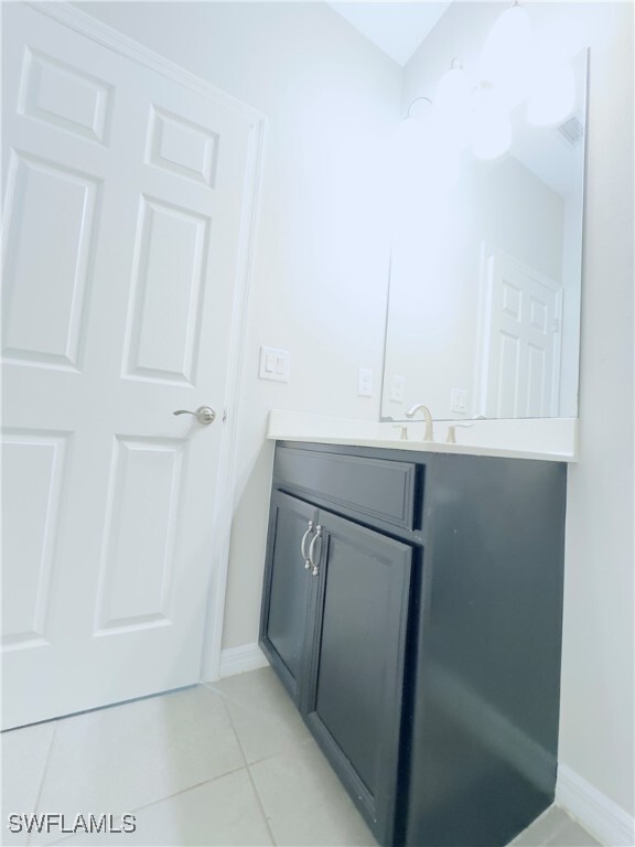 4094 Wilmont Place in Ft. Myers, FL - Building Photo - Building Photo