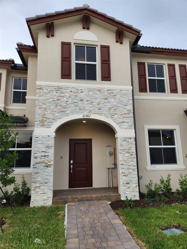 2361 NW 122nd Ter in Miami Shores, FL - Building Photo - Building Photo