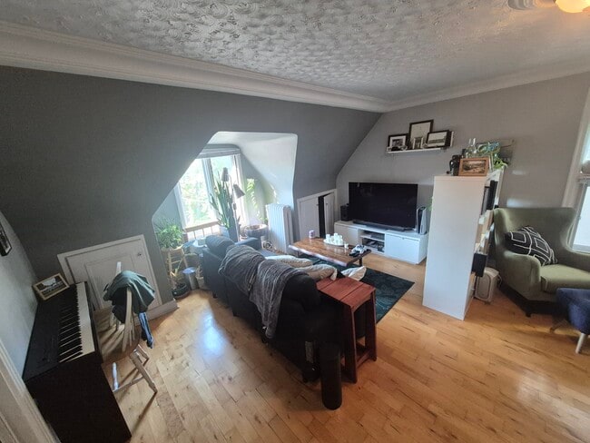 property at 327 Somerset St E