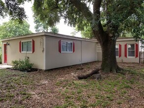 417 13th St N in Texas City, TX - Building Photo - Building Photo