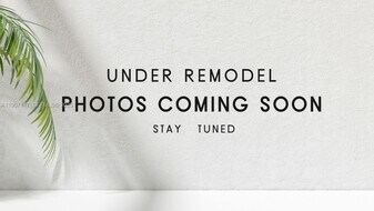 10040 SW 198th St in Cutler Bay, FL - Building Photo