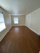 Queen Anne Arms in Seattle, WA - Foto de edificio - Building Photo