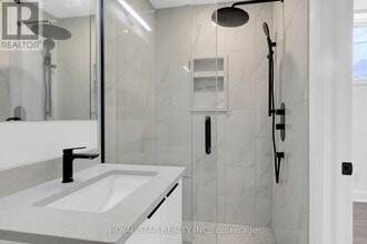 547 Mutual St in Ottawa, ON - Building Photo - Building Photo