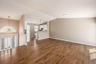 3251 Foxpoint Dr in Hilliard, OH - Building Photo - Building Photo