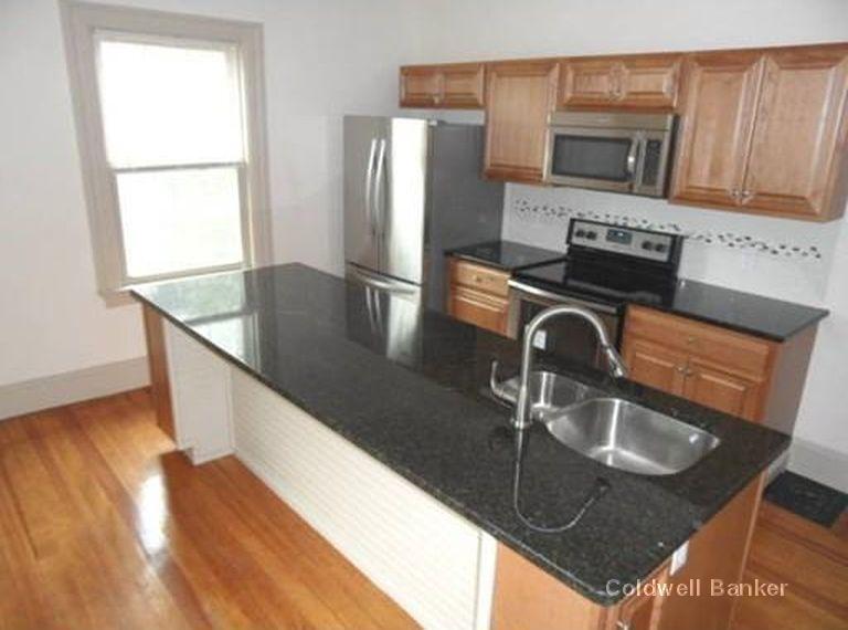 58 Englewood Ave, Unit 2 in Boston, MA - Foto de edificio