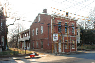 1642 Story Ave in Louisville, KY - Building Photo - Building Photo