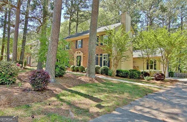 136 Cloister Dr, Unit 34 in Peachtree City, GA - Building Photo - Building Photo