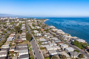 6685 Sabado Tarde Rd in Goleta, CA - Building Photo