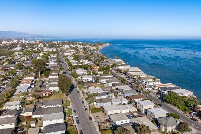 property at 6685 Sabado Tarde Rd