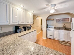 250 North End Blvd-Unit -1 in Salisbury, MA - Building Photo - Building Photo