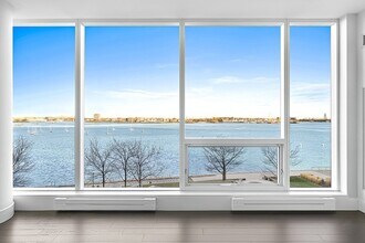 22 Liberty Drive in Boston, MA - Building Photo - Building Photo