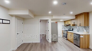 253 Walgrove Blvd SE in Calgary, AB - Building Photo - Building Photo