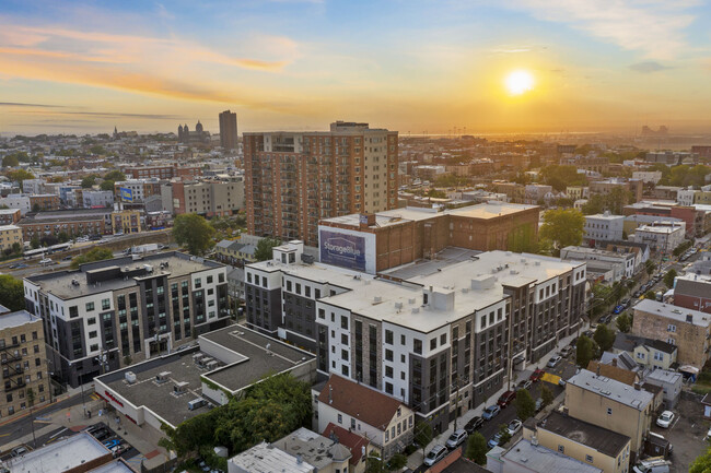 The Marq North in Union City, NJ - Building Photo - Building Photo