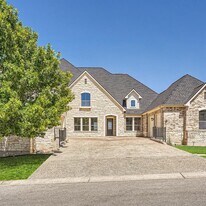 334 Blazing Star Dr in Austin, TX - Building Photo