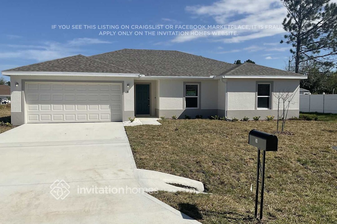24 Lamour Ln in Palm Coast, FL - Building Photo