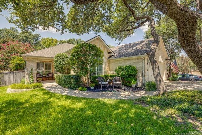 18731 Crosstimber in San Antonio, TX - Foto de edificio - Building Photo