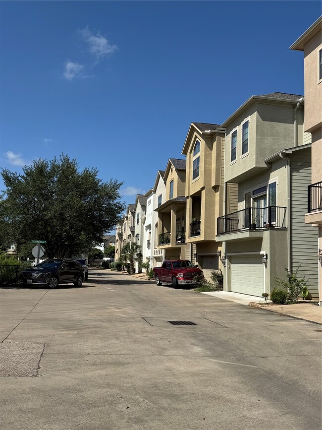 property at 10626 Clearview Villa Pl