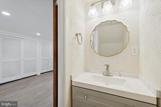 411 W Shunk St in Philadelphia, PA - Building Photo - Building Photo