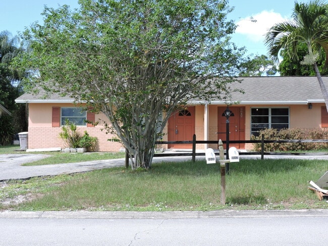 property at 9046 SE Parkway Dr