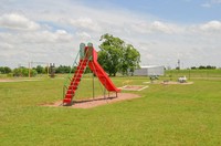 Parkway Villas in Wichita Falls, TX - Foto de edificio - Building Photo