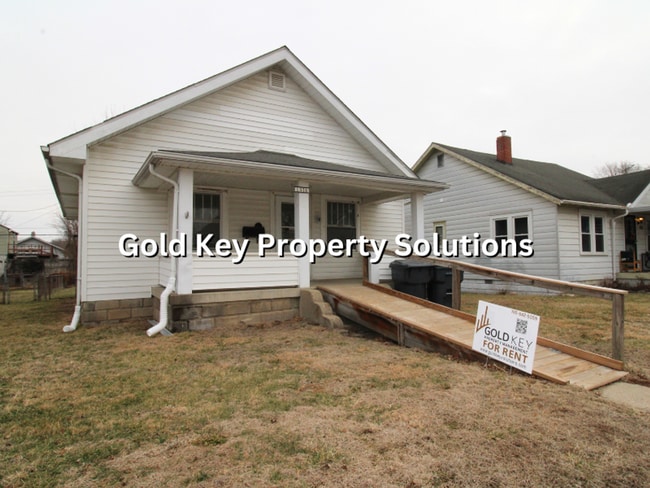 property at 1514 W 4th St