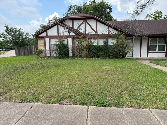 property at 3806 Westheimer Pl Dr