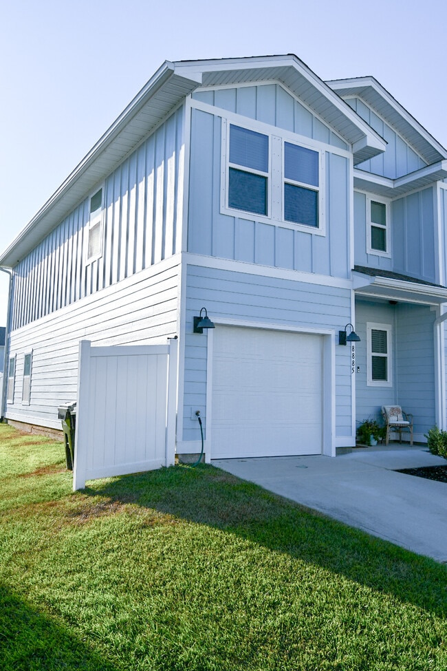 8885 Brigade Trail in Pensacola, FL - Building Photo - Building Photo