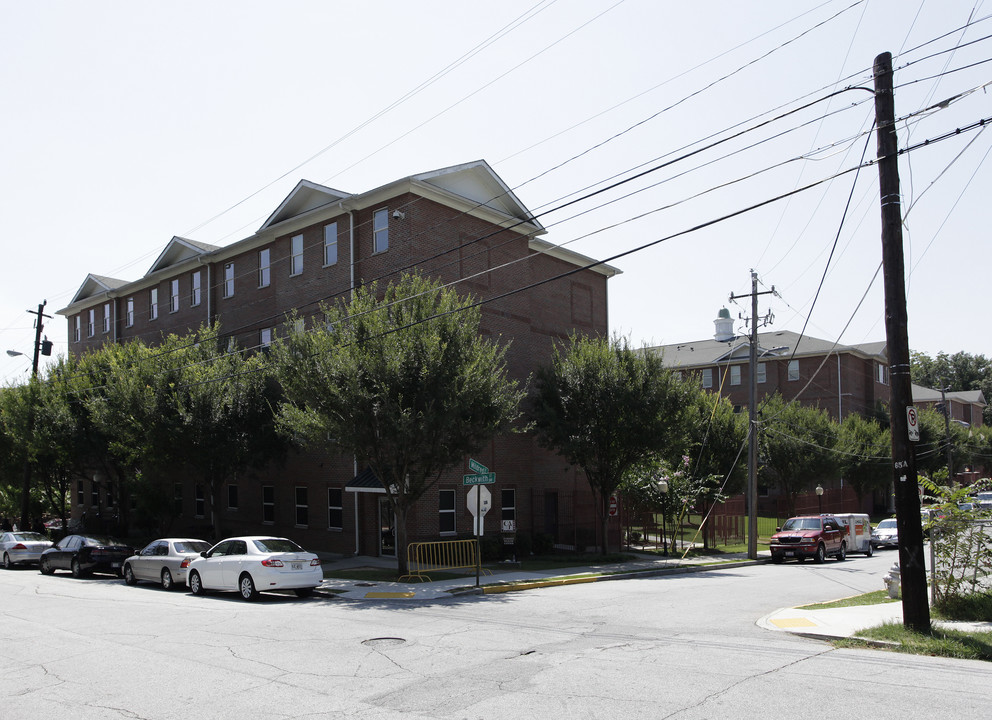 CAU Suites in Atlanta, GA - Building Photo