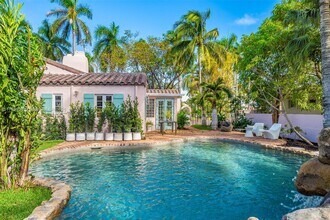 856 Tyler St in Hollywood, FL - Building Photo - Building Photo
