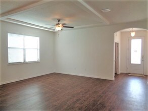 11850 Thicket Wood Dr in Riverview, FL - Building Photo - Building Photo