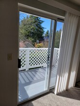 10545 Greenwood Ave N in Seattle, WA - Building Photo - Building Photo