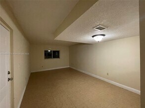 14970 SW 82nd Ln-Unit -11-203 in Miami, FL - Building Photo - Building Photo