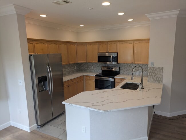 property at 9390 W Chatfield Pl