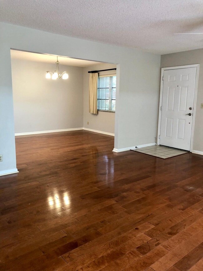 4300 Hazel Ave in Palm Beach Gardens, FL - Building Photo - Building Photo