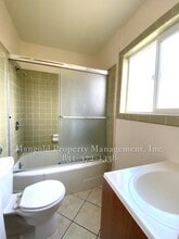 431 Monroe St in Monterey, CA - Building Photo - Building Photo