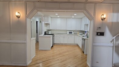 4005 Jay Ln in Rolling Meadows, IL - Building Photo - Building Photo