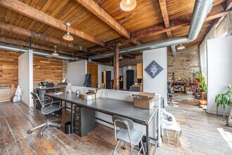 3124 W Carroll Ave, Unit 2 in Chicago, IL - Building Photo - Building Photo