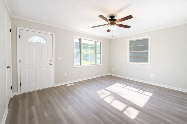 547 Holly Dr in Baldwyn, MS - Building Photo - Building Photo