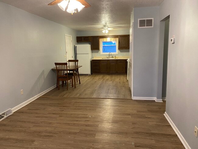 724 9th St, Unit 724 in Colona, IL - Building Photo - Building Photo