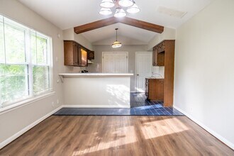 6717 S Louisville Ave in Tulsa, OK - Building Photo - Building Photo