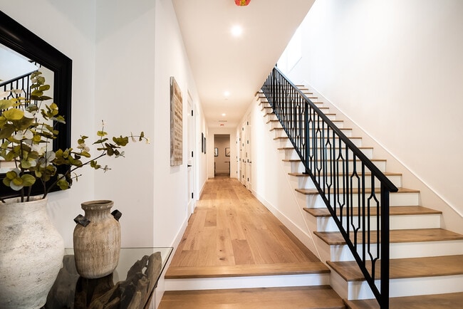 724 13th St in Manhattan Beach, CA - Building Photo - Building Photo