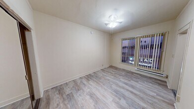 2532 DALY STREET in Los Angeles, CA - Foto de edificio - Interior Photo