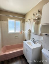 5260 E Warren Ave in Denver, CO - Building Photo - Building Photo