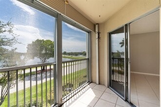 1000 SW 128th Terrace in Pembroke Pines, FL - Building Photo - Building Photo
