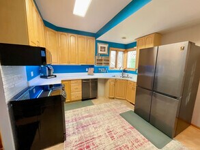 1391 Thomas Ave W, Unit ID1353282P in St. Paul, MN - Building Photo - Building Photo