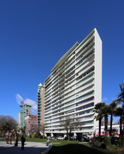 Ocean Towers in Vancouver, BC - Building Photo - Building Photo