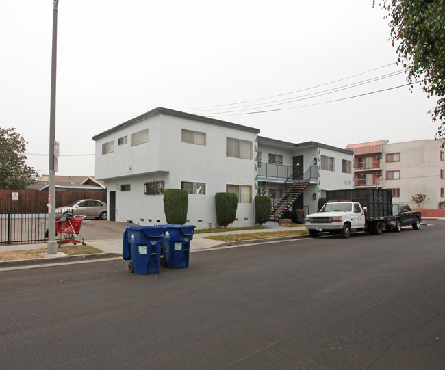 1133 S Oxford Ave in Los Angeles, CA - Building Photo - Building Photo