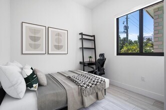 228 NW 7th Ave in Miami, FL - Building Photo - Building Photo