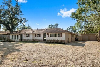 1723 Campbell Rd in Houston, TX - Building Photo - Building Photo